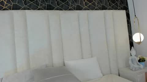 Snapshot of im_dalhia chatting on November 2025 04:49:01 PM DAHLIA online show from November 2025 04:49:01 PM