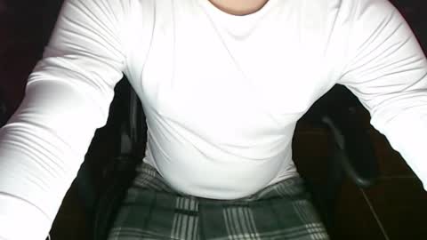 im_dave21 online show from April 2026 11:19:02 AM