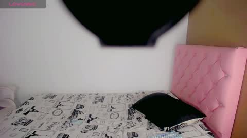 im_david01 online show from April 2026 09:57:02 PM