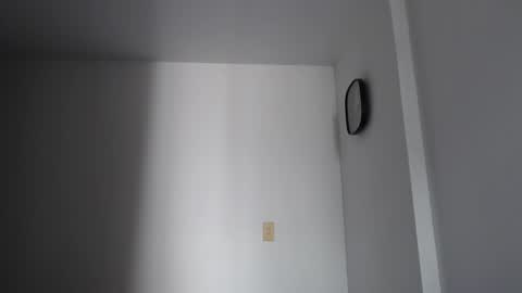 Snapshot of im_davo23 chatting on November 2025 03:56:01 PM Davo online show from November 2025 03:56:01 PM