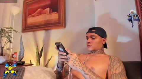 im_dominike online show from October 2025 01:47:01 AM