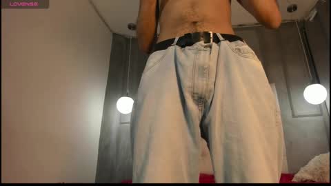 im_eiden_ online show from February 2026 08:37:02 PM