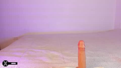 Snapshot of im_eli1 chatting on September 2025 06:23:02 AM Eli online show from September 2025 06:23:02 AM