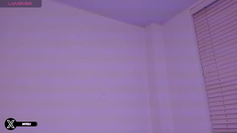 Snapshot of im_eli1 chatting on October 2025 02:56:01 AM Eli online show from October 2025 02:56:01 AM