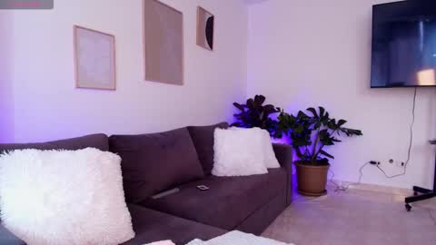 Snapshot of im_eli1 chatting on March 2026 07:18:02 PM Eli online show from March 2026 07:18:02 PM