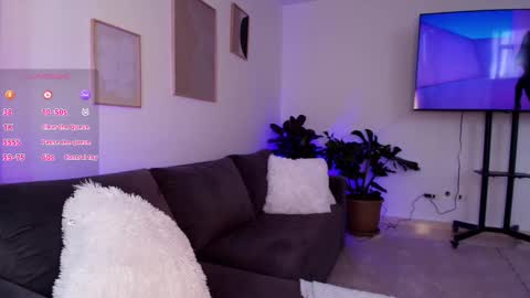 Snapshot of im_eli1 chatting on March 2026 06:44:01 PM Eli online show from March 2026 06:44:01 PM