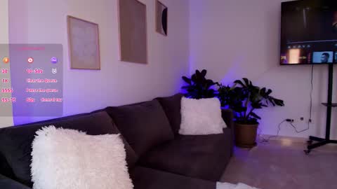 Snapshot of im_eli1 chatting on March 2026 07:19:01 PM Eli online show from March 2026 07:19:01 PM