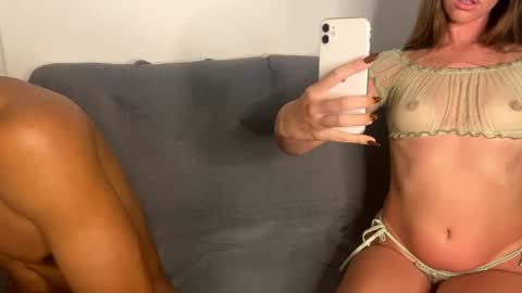 Snapshot of im_emmaof chatting on October 2025 03:14:01 AM Emma and Matt online show from October 2025 03:14:01 AM