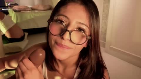 im_lisacb online show from May 2026 12:43:01 PM