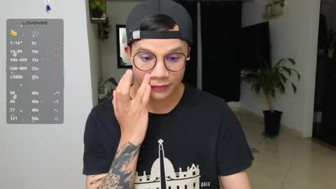 Marco online show from February 2026 04:21:02 AM