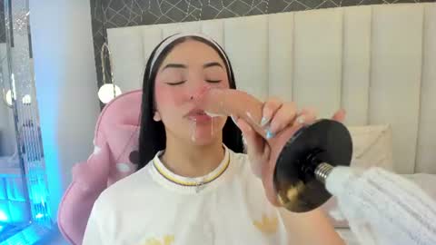 im_miadoll online show from June 2026 12:59:01 PM