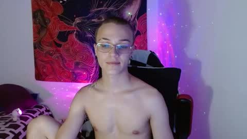 Oliver P online show from October 2025 11:02:02 PM