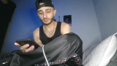 Snapshot of im_paul_ chatting on December 2024 04:13:02 AM Paul online show from December 2024 04:13:02 AM