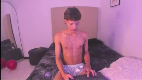 Snapshot of im_ralff chatting on February 2026 08:46:02 PM RALF online show from February 2026 08:46:02 PM