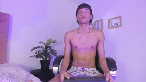 Snapshot of im_ralff chatting on February 2026 08:32:02 PM RALF online show from February 2026 08:32:02 PM