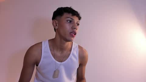 im_sebaslopez online show from January 2025 03:25:02 PM