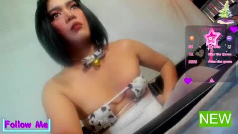 Snapshot of im_ur_hot_ella chatting on December 2024 03:23:02 AM ella may online show from December 2024 03:23:02 AM