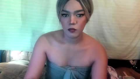 Snapshot of im_ur_hot_ella chatting on January 2025 04:09:01 AM ella may online show from January 2025 04:09:01 AM