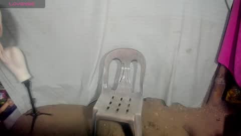 ella may online show from September 2025 10:09:02 AM