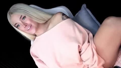 Candy Moore online show from June 2026 04:56:01 PM