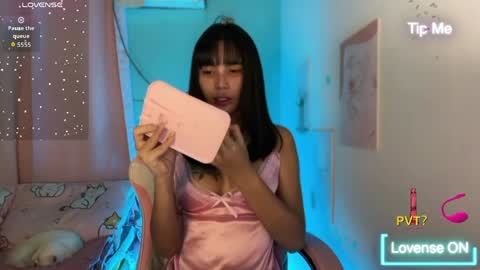 Ms. M online show from May 2026 08:25:01 PM