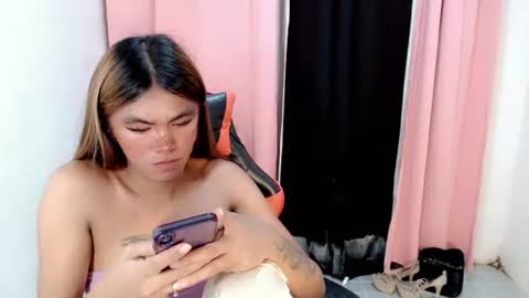 Snapshot of im_yourfairyannaxx chatting on April 2026 12:49:02 AM im_yourfairyannaxx online show from April 2026 12:49:02 AM
