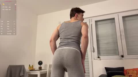 Adrian online show from January 2026 07:11:01 PM