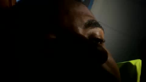 Snapshot of imaking01 chatting on January 2025 09:44:02 PM imaking01 online show from January 2025 09:44:02 PM