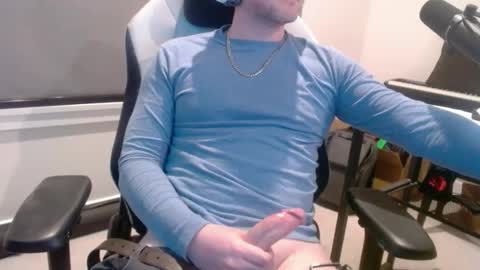 imanobody2u online show from April 2026 05:34:01 AM