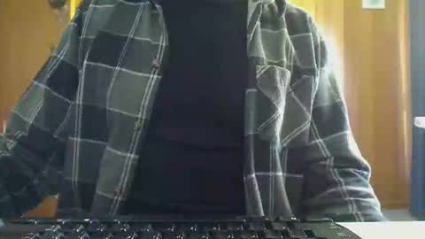Aussie Guy online show from May 2026 12:05:01 AM