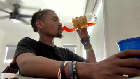 imchokingchicken online show from September 2025 10:13:01 PM