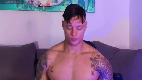 imconor online show from November 2025 01:29:01 AM