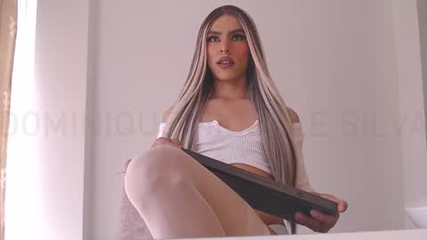     online show from October 2025 01:44:01 PM