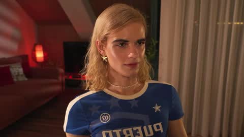 sasha hethey online show from April 2026 11:18:02 PM