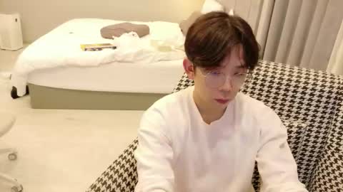 imlowerlife online show from November 2025 02:17:01 PM