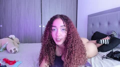 Snapshot of immia_rosse chatting on January 2025 02:06:02 AM mia --------- COL TIME online show from January 2025 02:06:02 AM