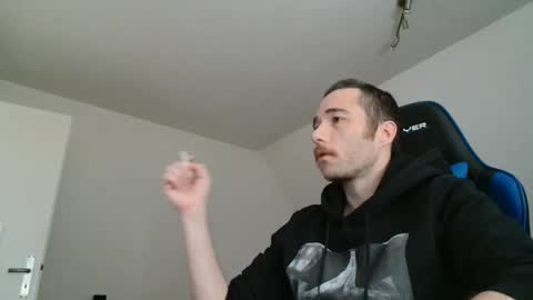 Flummi online show from September 2025 11:32:01 AM