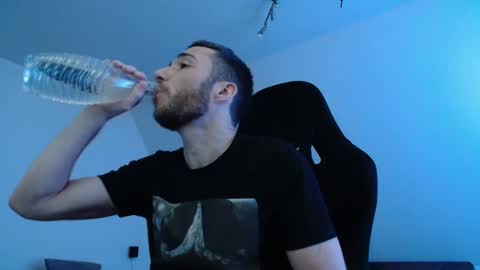 Flummi online show from November 2025 03:08:02 AM