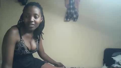 Snapshot of imyour_girl chatting on October 2025 10:47:02 AM Im sonny online show from October 2025 10:47:02 AM