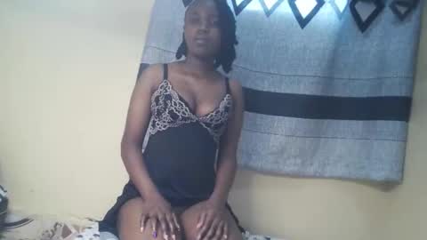 Snapshot of imyour_girl chatting on November 2025 12:37:02 PM Im sonny online show from November 2025 12:37:02 PM