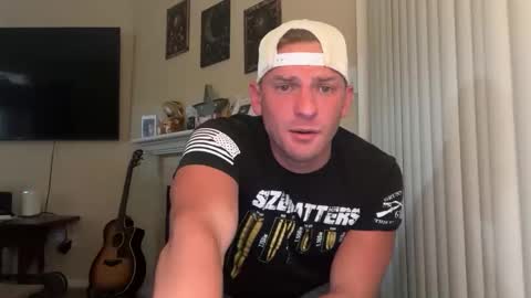 Inmate1993 online show from May 2026 04:28:01 AM