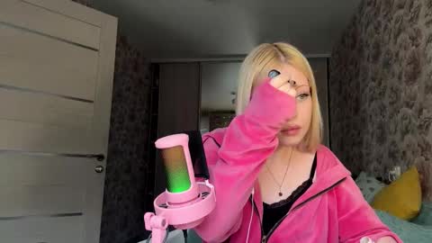 Lola online show from February 2026 11:11:01 AM