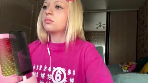 Lola online show from March 2026 10:45:02 AM