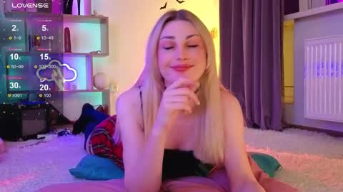  Dina  Help me reach 100 likes  online show from May 2026 08:35:02 PM