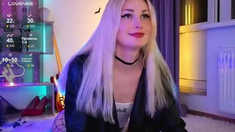  Dina  Help me reach 100 likes  online show from May 2026 09:31:02 PM