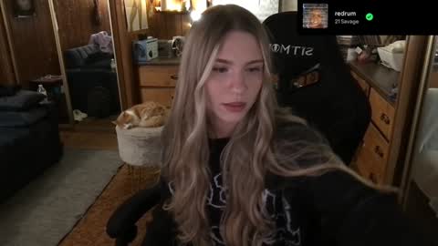 Snapshot of incognitoqueen chatting on January 2025 02:54:01 AM Carter online show from January 2025 02:54:01 AM