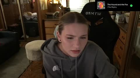 Snapshot of incognitoqueen chatting on January 2025 05:11:02 AM Carter online show from January 2025 05:11:02 AM