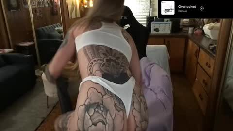 Snapshot of incognitoqueen chatting on February 2025 07:06:02 AM Carter online show from February 2025 07:06:02 AM