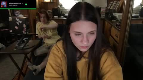 Snapshot of incognitoqueen chatting on September 2025 04:58:02 AM Carter online show from September 2025 04:58:02 AM