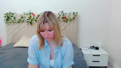 incredible_ariela online show from May 2026 09:25:02 AM